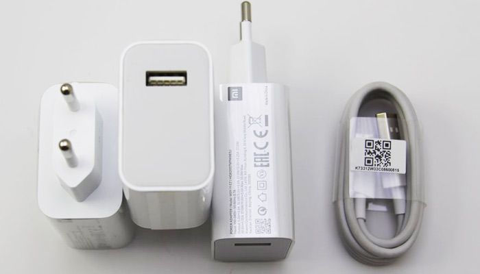 آموزش تشخیص شارژر اصل از فیک برای برند های سامسونگ و اپل