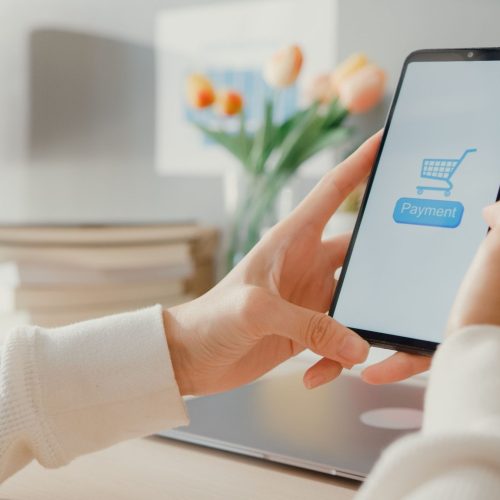 خرید موبایل بصورت اینترنتی یا حضوری؟